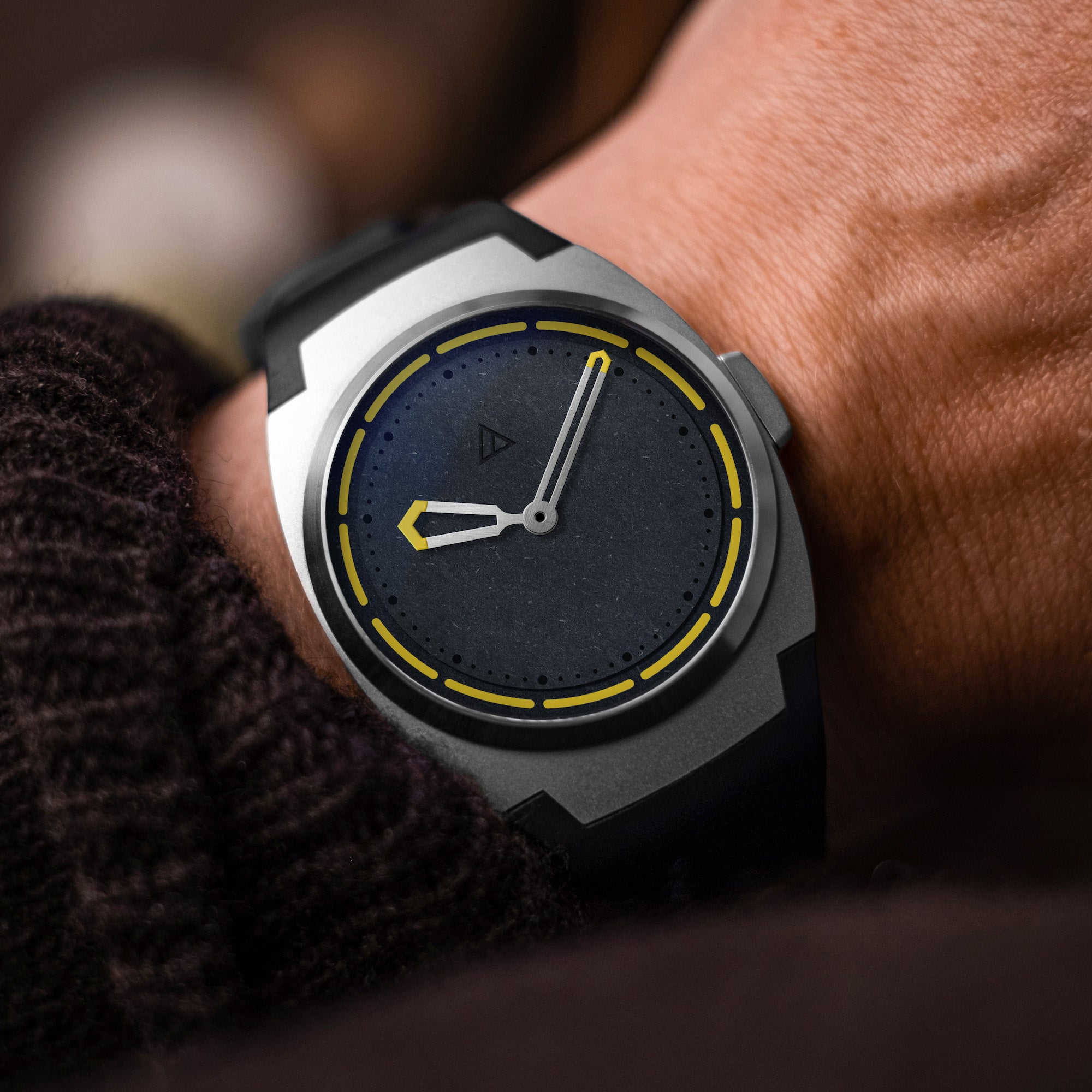 ARC II — D'Arc Matter Hornet Yellow