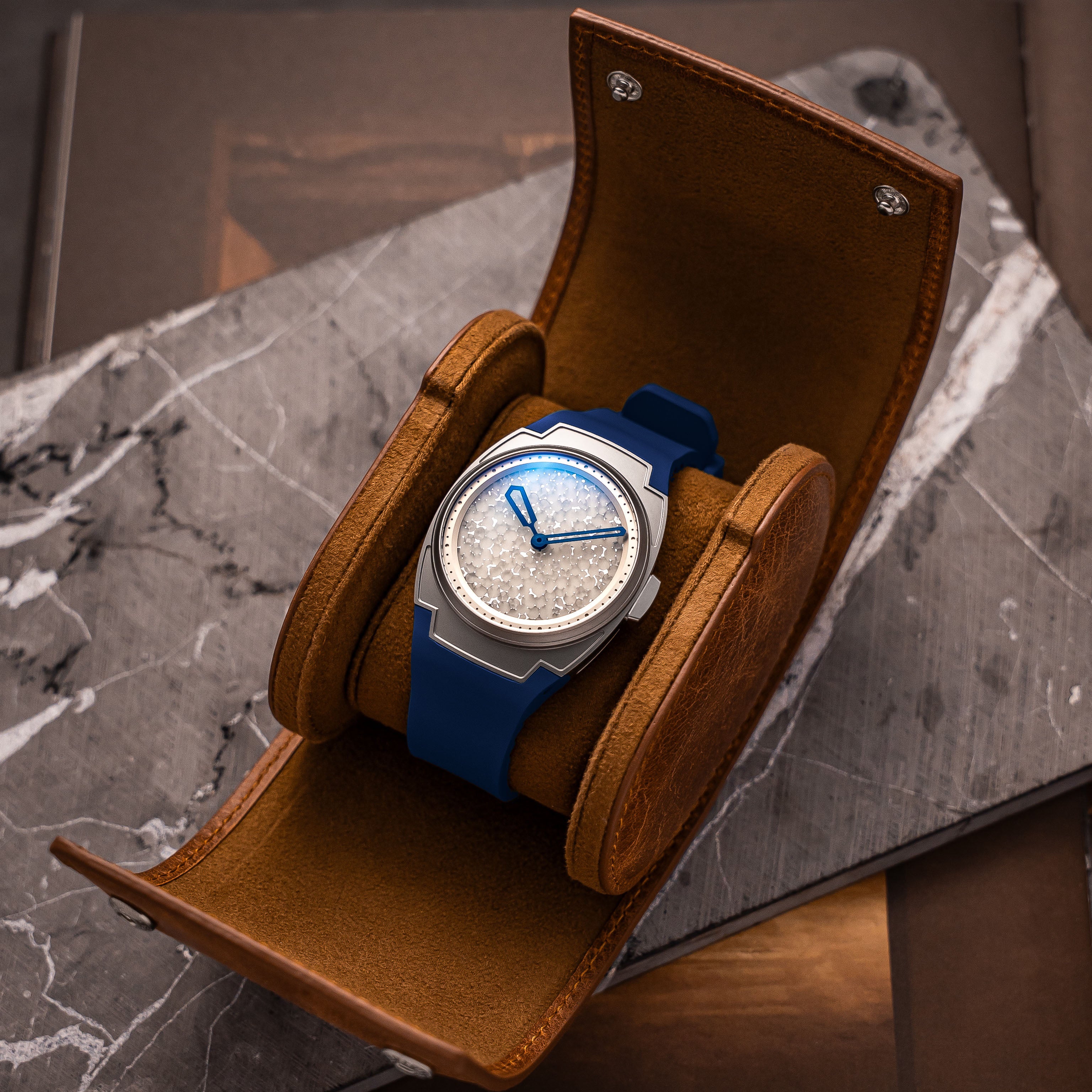 Arcanaut Tobacco Leather Watch Roll