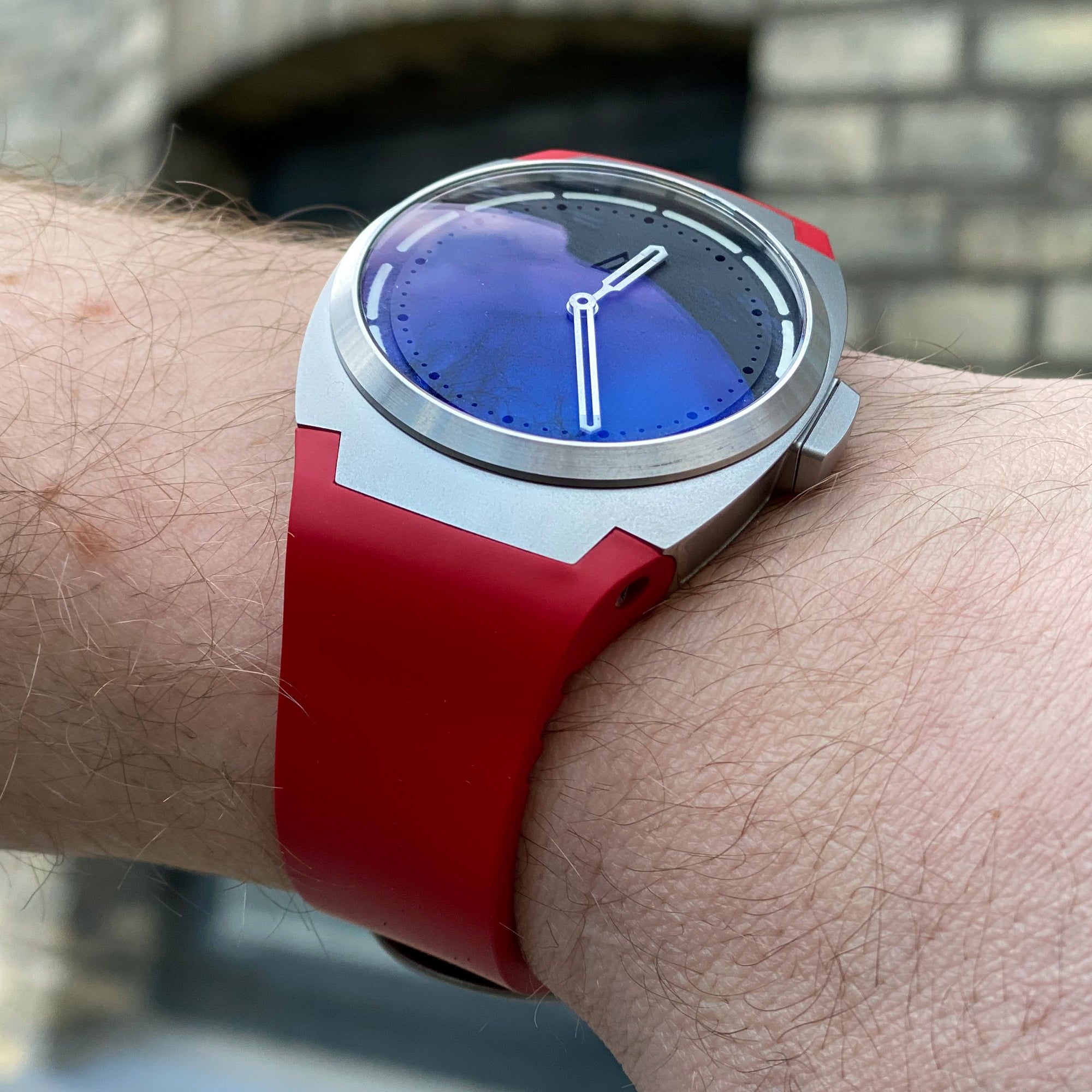 Axe Red