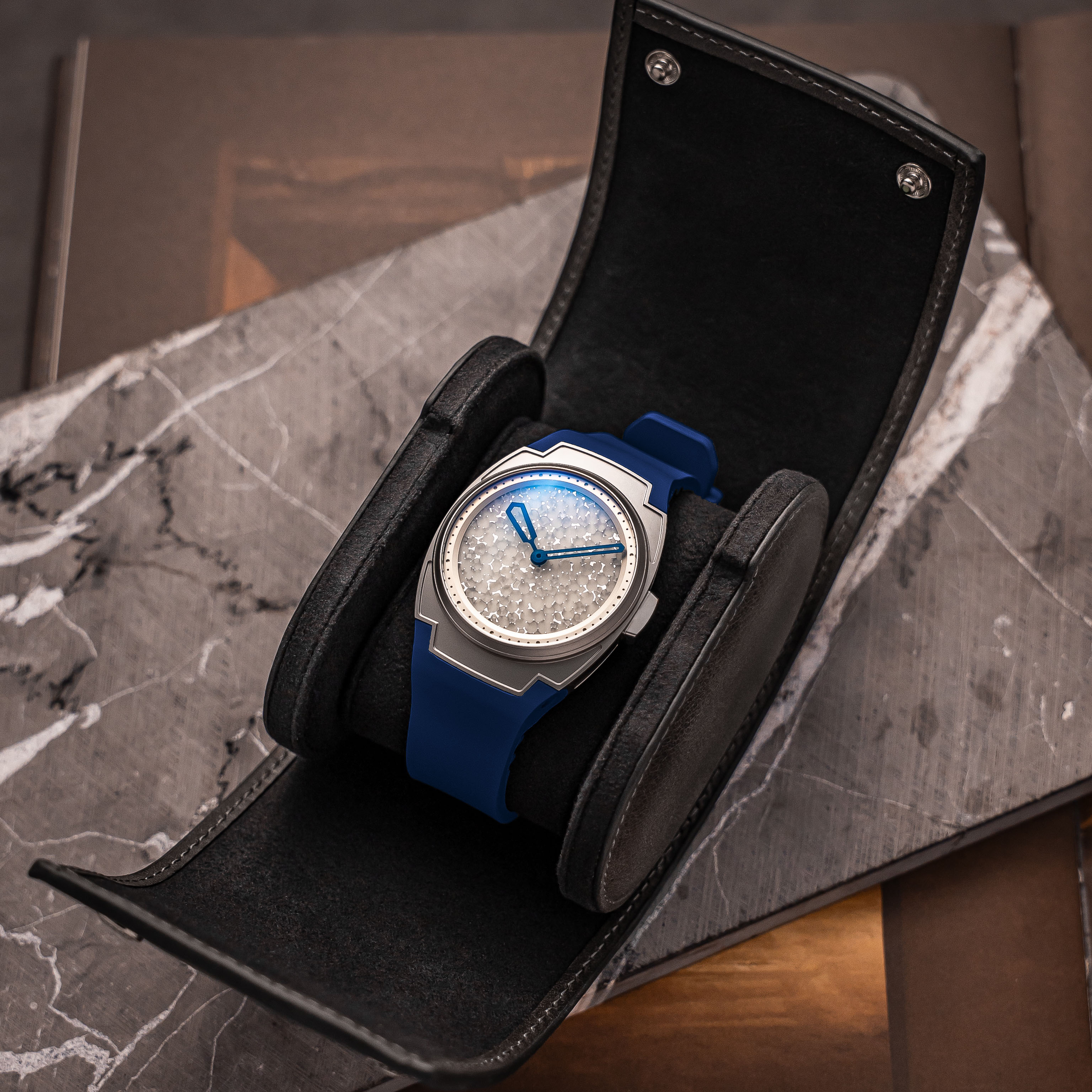 Arcanaut Charcoal Leather Watch Roll