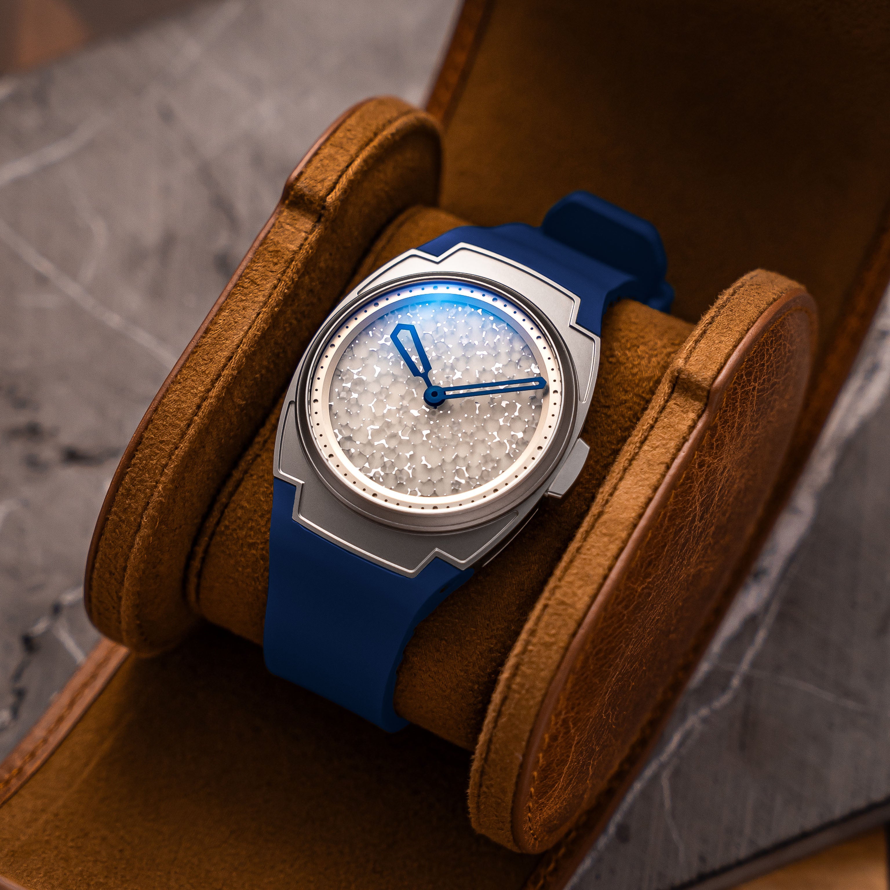 Arcanaut Tobacco Leather Watch Roll